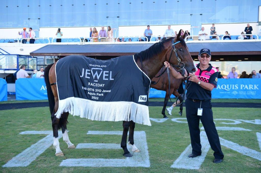 Adrenaline_Thoroughbreds_Prince_of_Boom_QTIS_Jewel_Sash